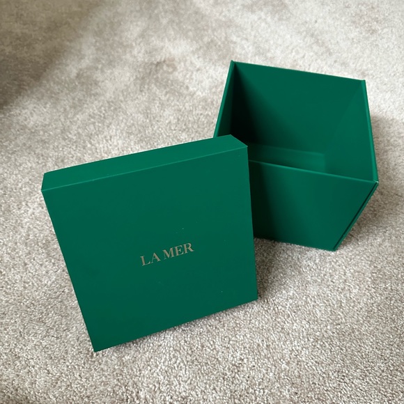 LA MER Gift Box - Picture 2 of 4